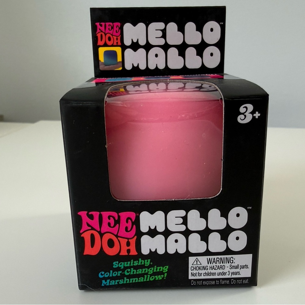 Pink NEEDOH mello mallo